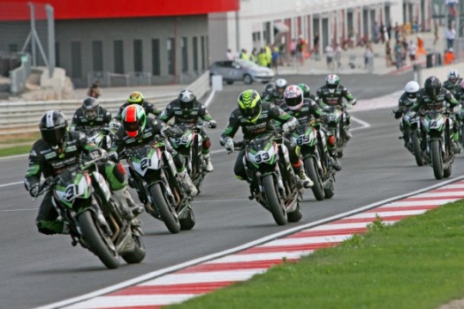 Abiertas las inscripciones para la Kawasaki Z-Cup 2015