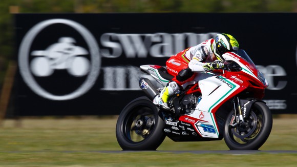 Jules Cluzel, pole en Supersport en Phillip Island