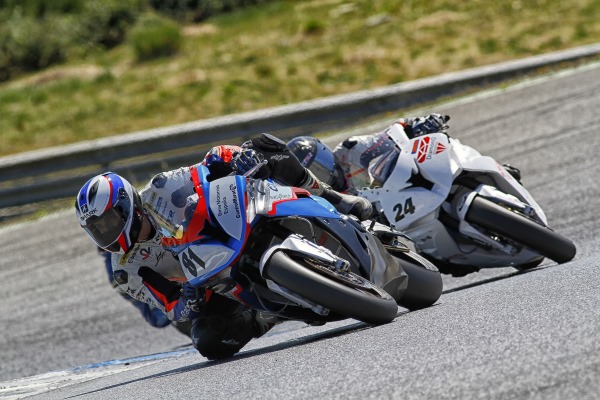 BMW-EASYRACE-S1000RR-ESTORIL16Web