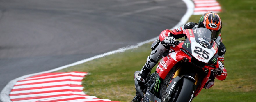 BSB Oulton Park: Pole para Josh Brookes