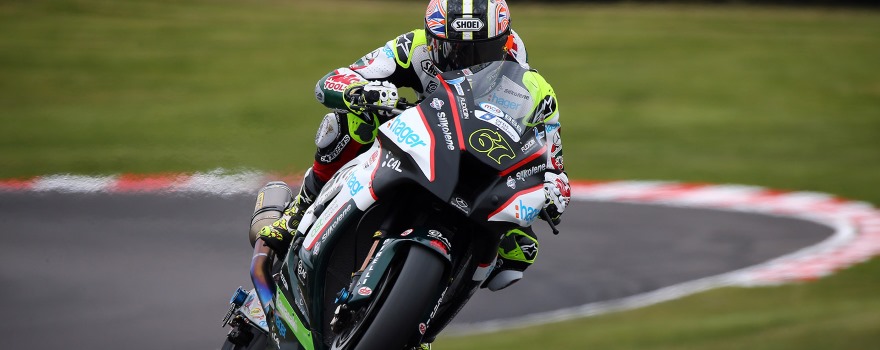 BSB Oulton Park: Byrne lidera la primera jornada