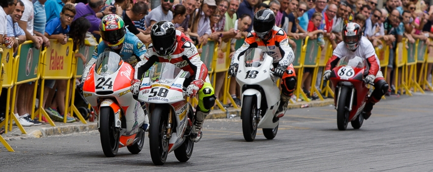 Xàtiva vive otra gran fiesta del motociclismo en sus calles