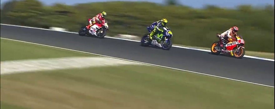 Márquez gana la batalla a cuatro en Phillip Island