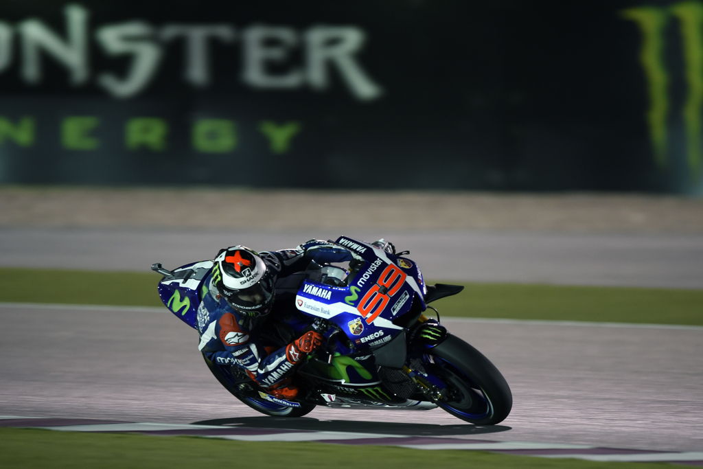 Gran Premio de Qatar MotoGp: Lorenzo, Márquez y Viñales saldrán desde la primera fila