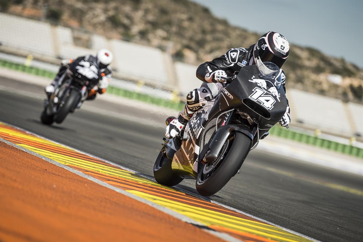 Randy de Puniet & Mika Kallio KTM RC16 Valencia 2016