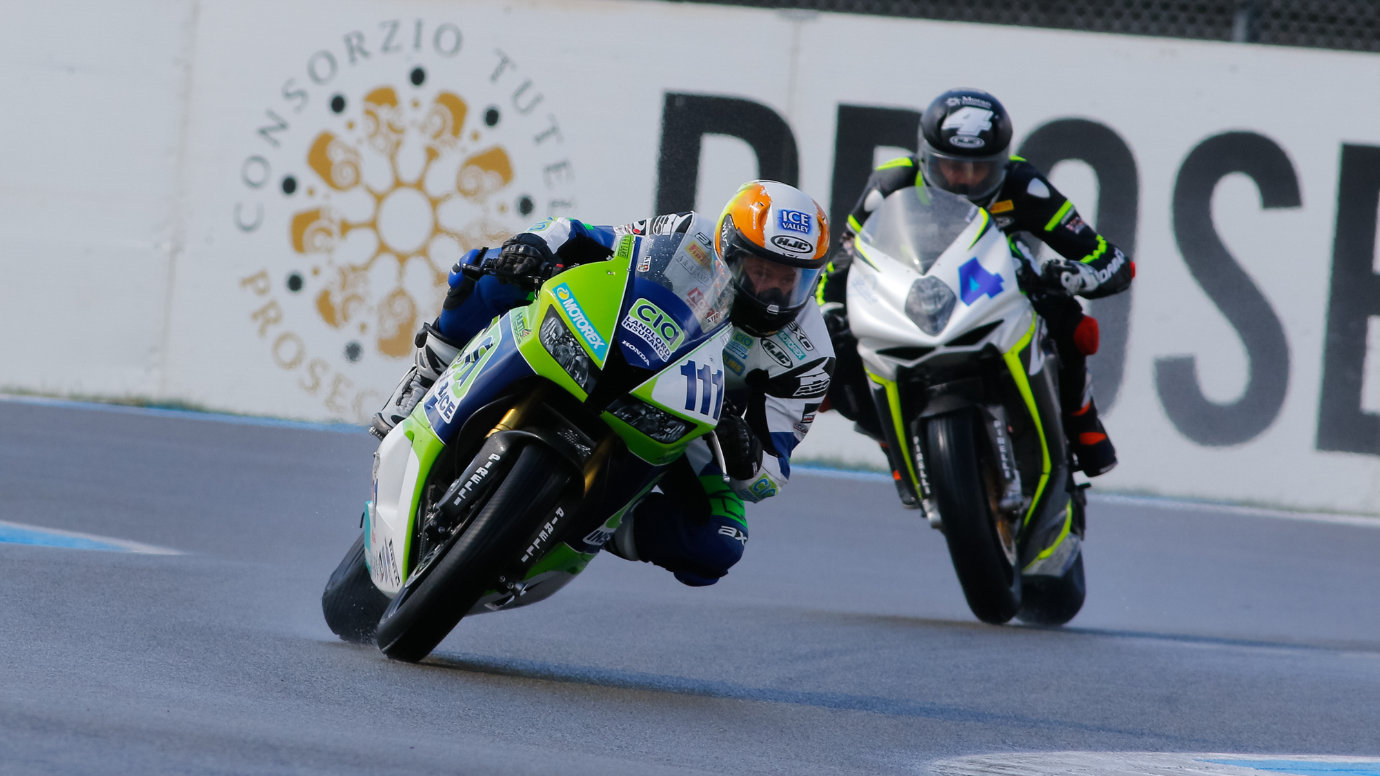 WorldSSP Assen: Kyle Smith vence el sprint bajo el agua