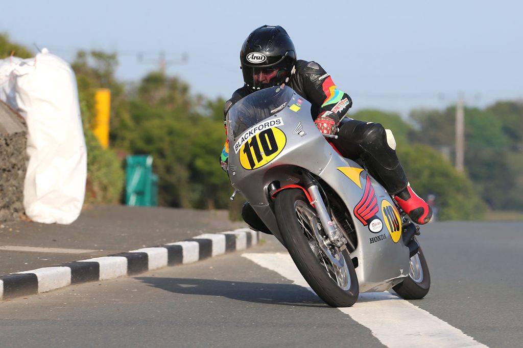 Fallece el piloto Dean Martin durante los entrenos del Pre TT Classic