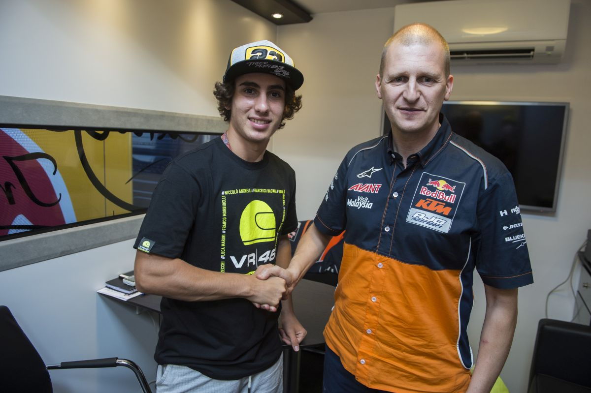 Niccollo Antonelli ficha por el Red Bull KTM Ajo