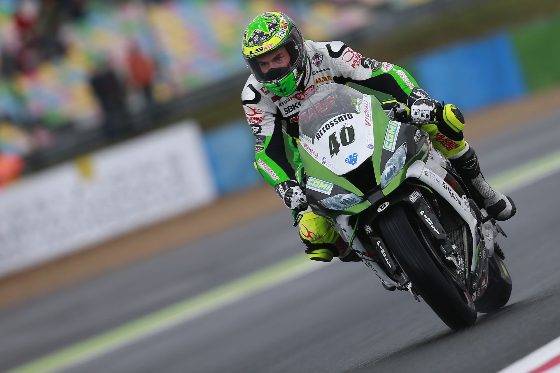 WorldSBK Magny Cours: Román Ramos sigue en los puntos