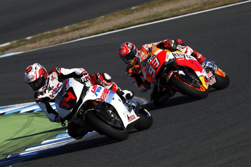 Pedrosa y Márquez comparten pista con Fernando Alonso en la celebración de Honda