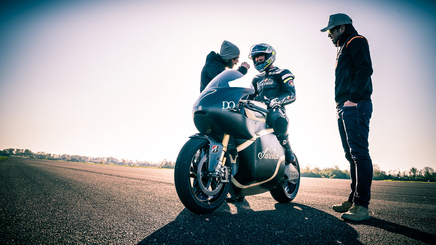 Dean Harrison y Saroléa buscarán el podio en el TT Zero con su Superbike eléctrica