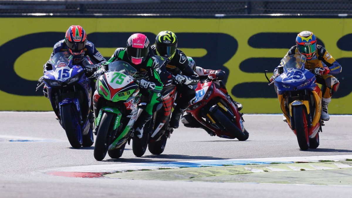 Scott Deroue gana en Assen