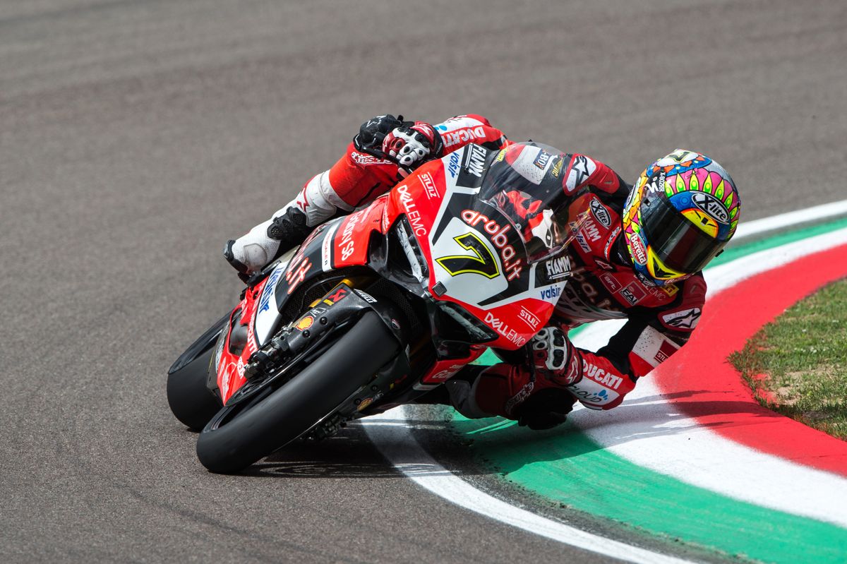 WorldSBK Imola: Chaz Davies lidera los libres