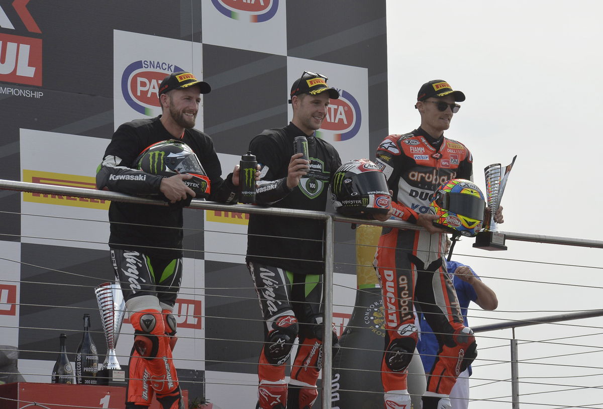 podio-worldsbk-gara-2