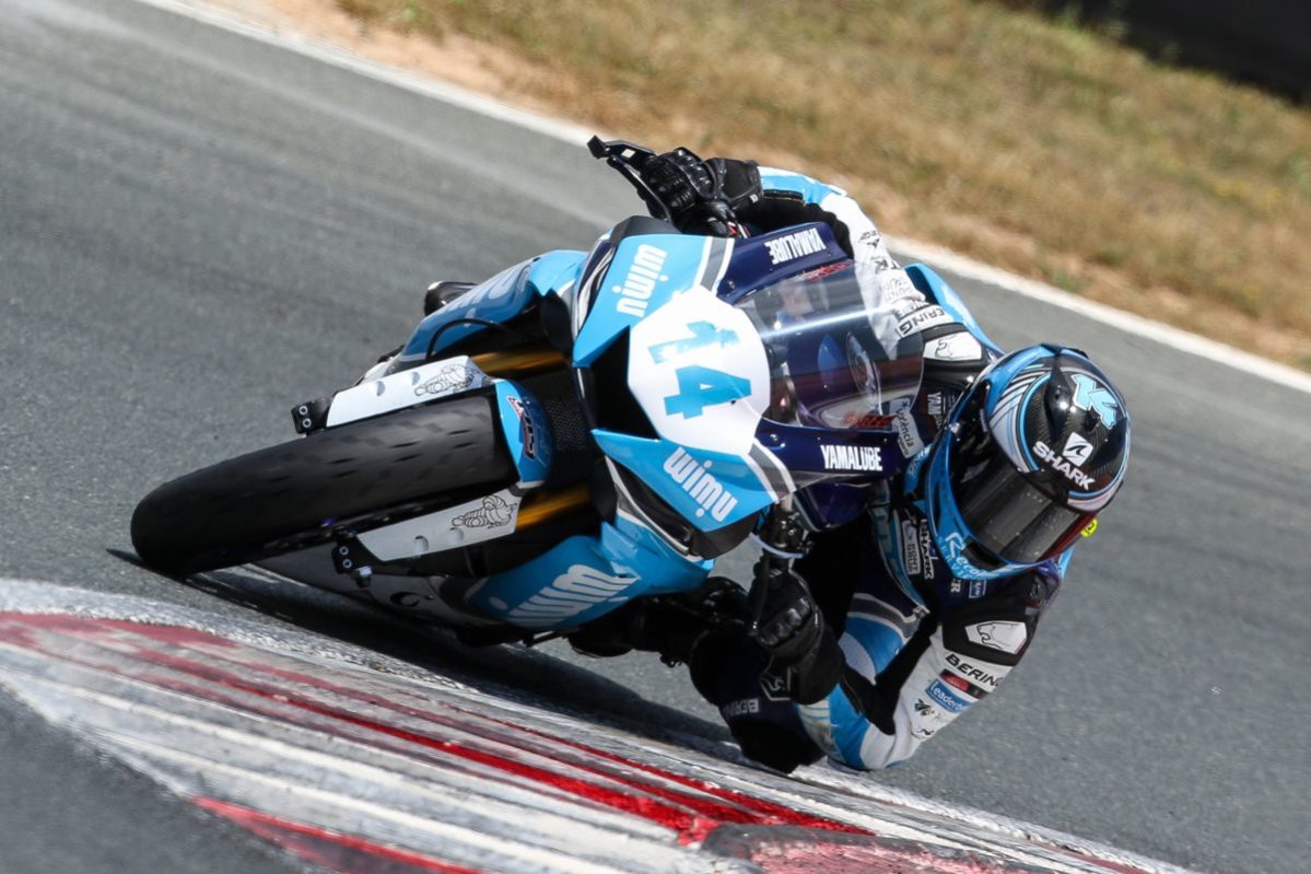 Gran jornada de carreras del RFME CEV en el Circuito de Navarra