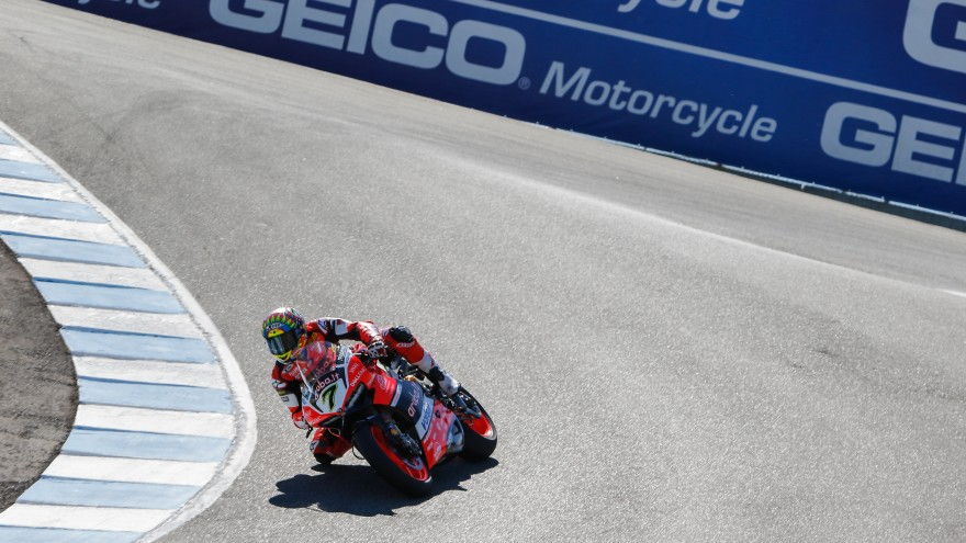 WorldSBK Laguna Seca: Chaz Davies regresa a pista con el mejor tiempo