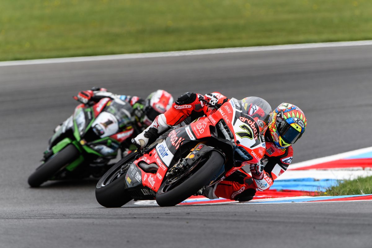 Chaz Davies completa el doblete en Lausitzring