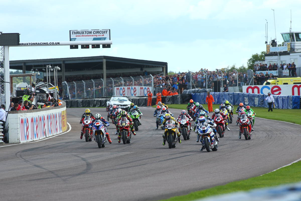 Josh Brookes y Peter Hickman, vencedores en Thruxton