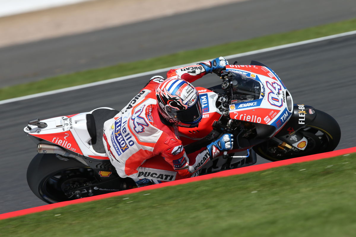 Andrea Dovizioso, victoria y liderato en Silverstone