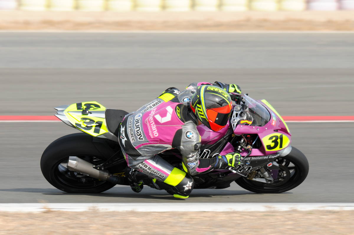 Carmelo Morales renueva con el Graphbikes easyRace SBK Team