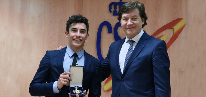 Marc Márquez recibe la medalla de oro de la Real Orden al Mérito Deportivo