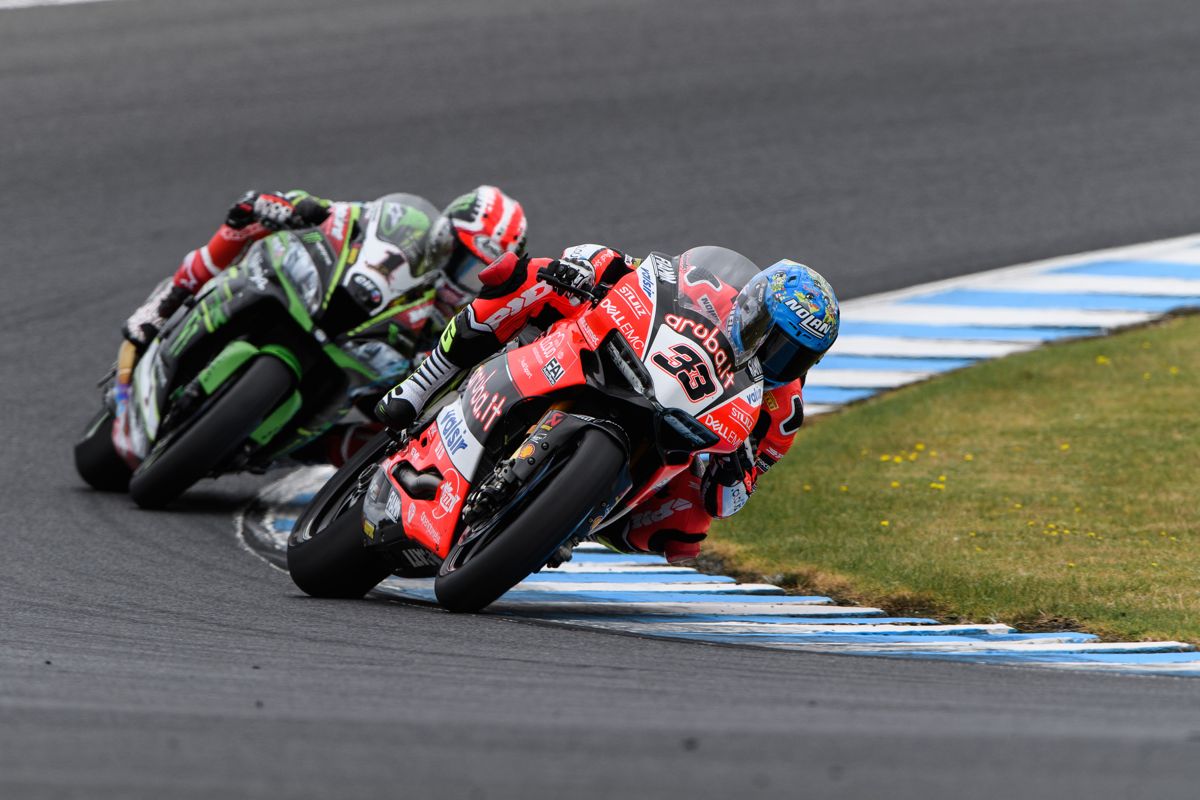 Marco Melandri gana la primera carrera del Mundial de Superbike en Phillip Island