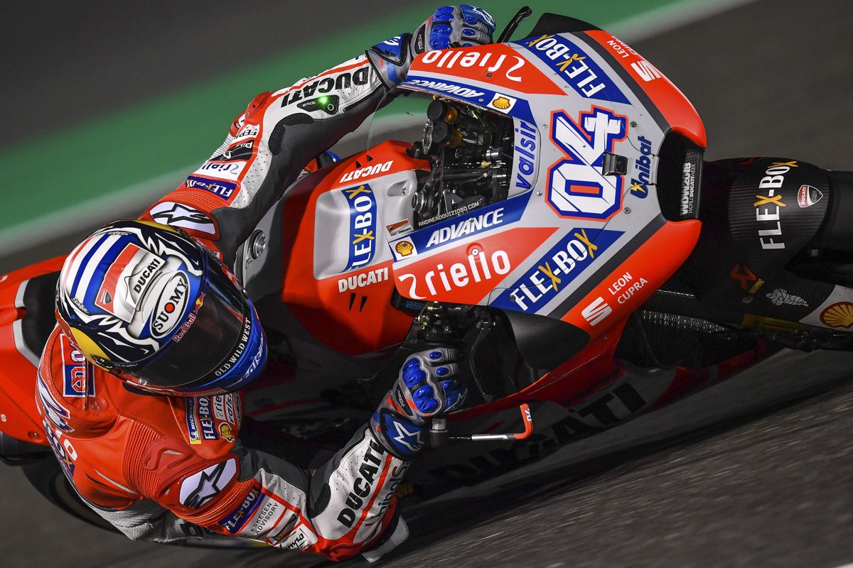 Andrea Dovizioso durante los entrenamientos libres del Gran Premio de Qatar de MotoGp 2018