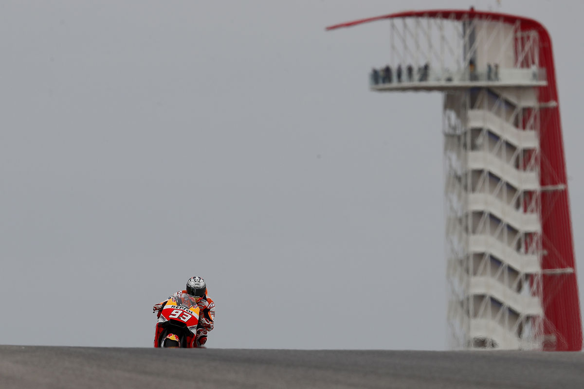 Incontestable victoria de Marc Márquez. Dovizioso, líder