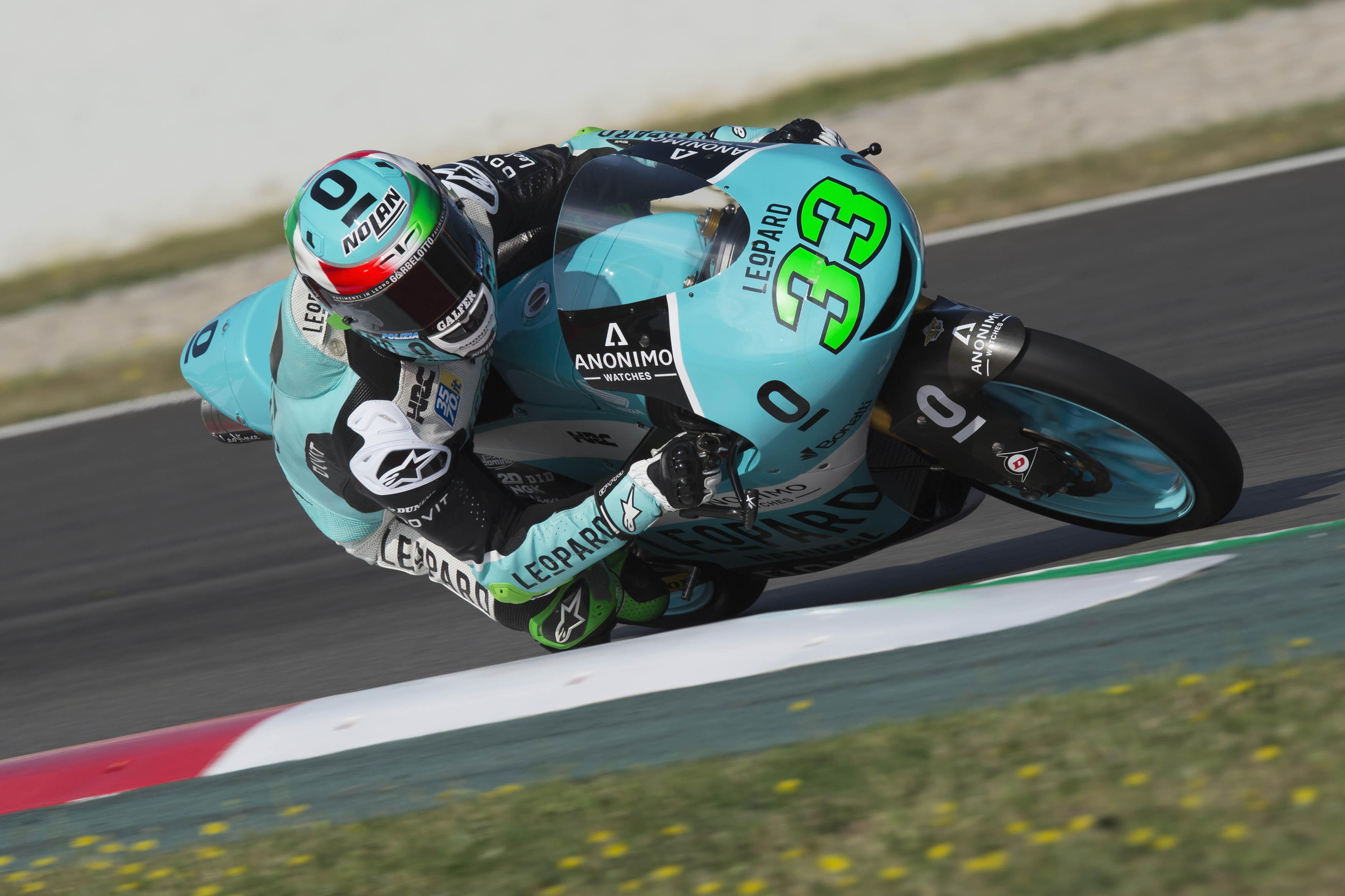 Enea Bastianini gana en Montmeló. Pódium para Rodrigo