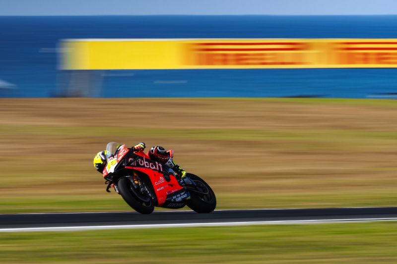 Álvaro Bautista, mejor tiempo en los test de Superbike en Australia