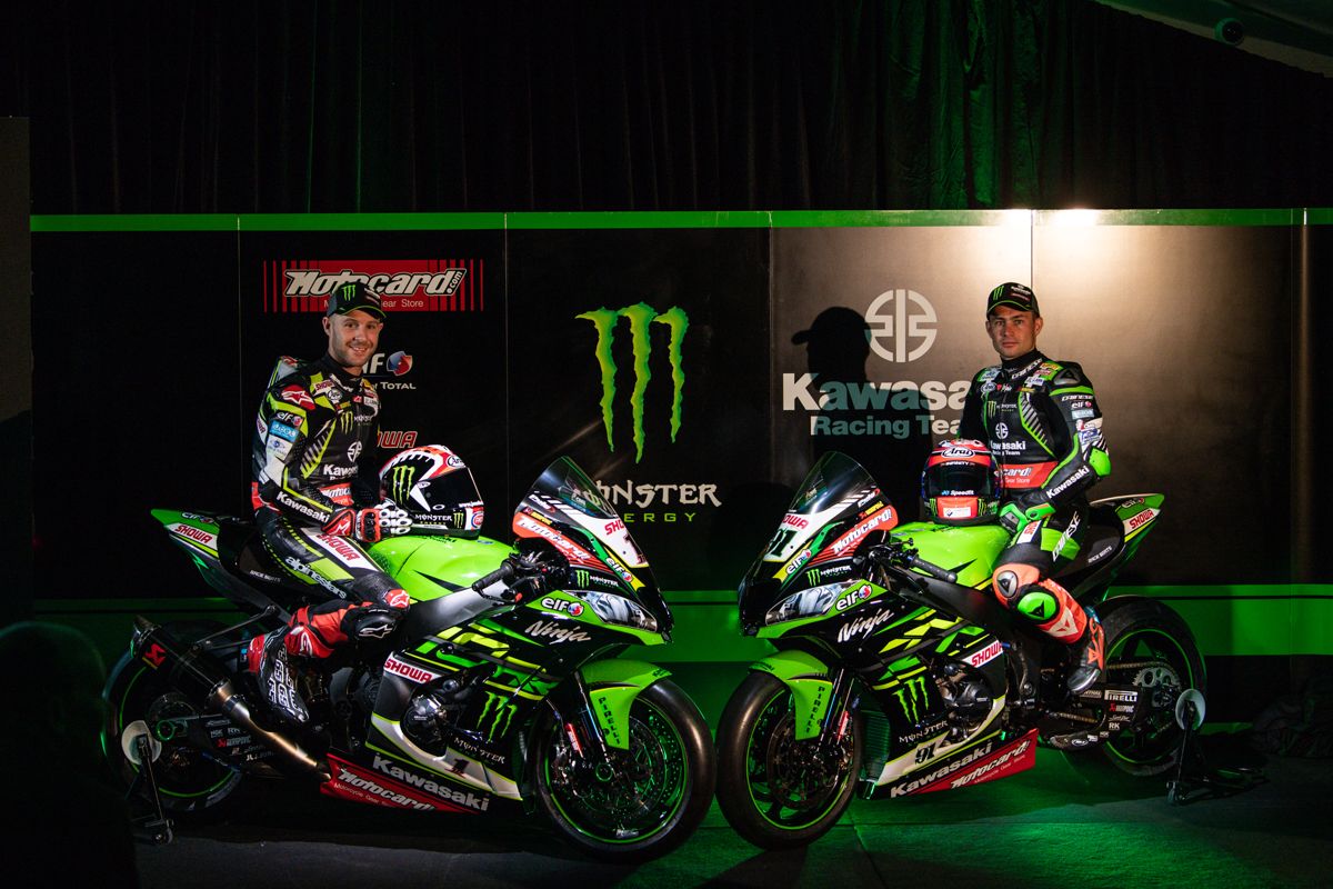 El equipo Kawasaki del Mundial de Superbike se presenta en Australia