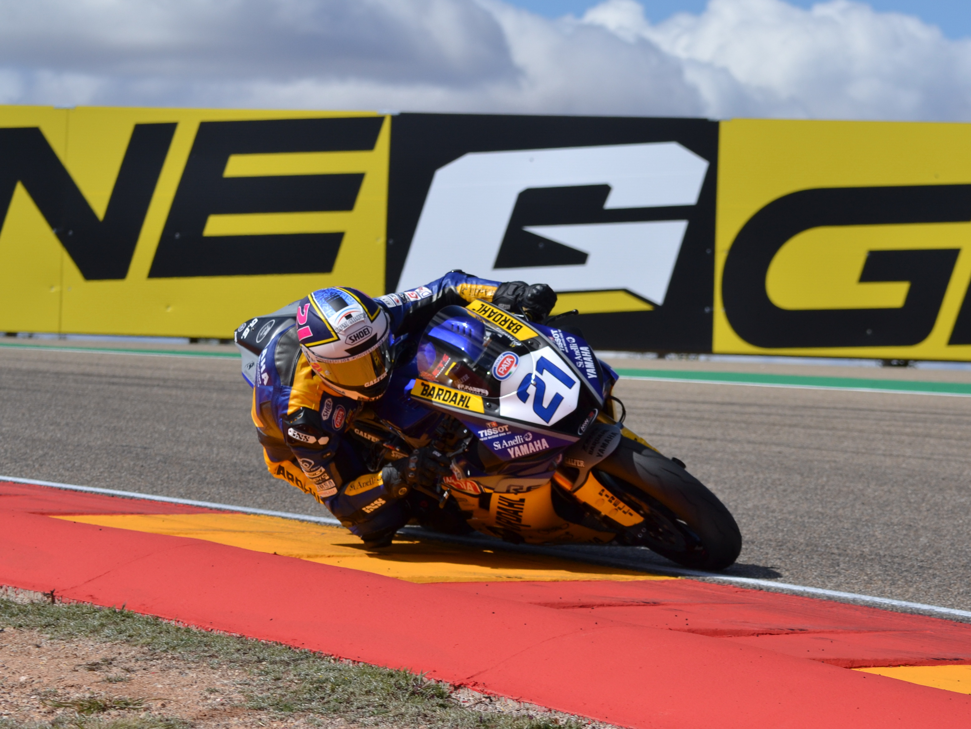 Randy Krummenacher vence en Motorland